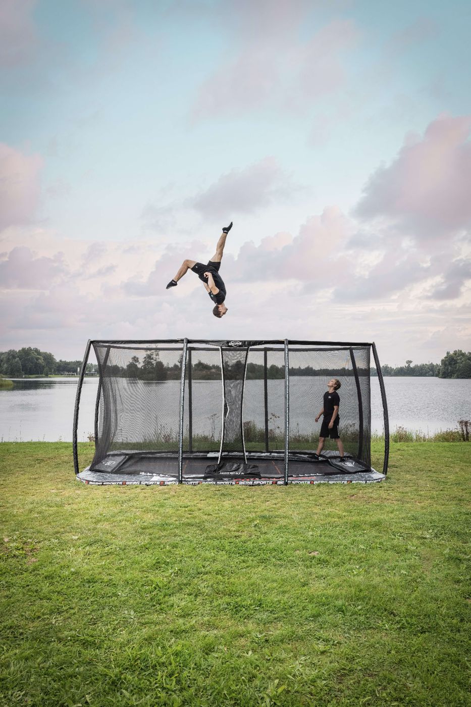 BERG Champion Regular 430 Grey Levels trampoline with Safety Net Deluxe